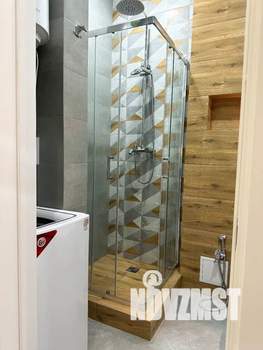 Студия квартира, посуточно, 27м2, 1/4 этаж