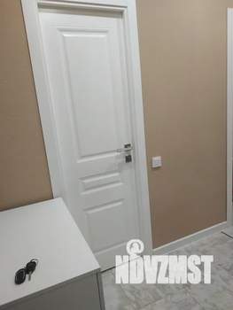 Студия квартира, посуточно, 32м2, 10/17 этаж