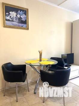 Студия квартира, посуточно, 30м2, 2/3 этаж