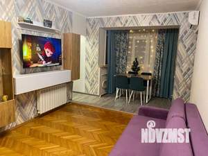 3-к квартира, посуточно, 54м2, 4/4 этаж