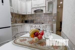 2-к квартира, посуточно, 60м2, 4/4 этаж