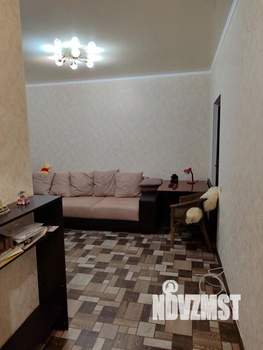 2-к квартира, вторичка, 52м2, 1/4 этаж