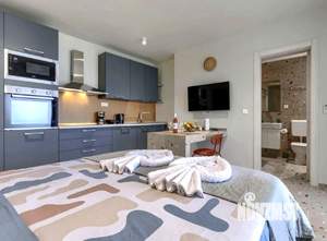 2-к квартира, вторичка, 65м2, 3/5 этаж