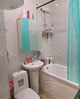 2-к квартира, вторичка, 41м2, 1/4 этаж