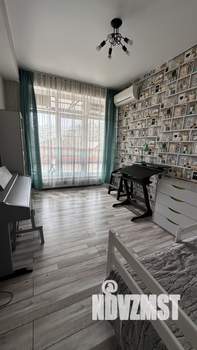 3-к квартира, вторичка, 82м2, 1/7 этаж