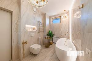 4-к квартира, вторичка, 155м2, 12/16 этаж