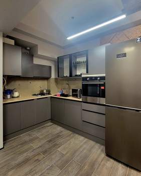 3-к квартира, вторичка, 70м2, 1/4 этаж