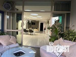 3-к квартира, вторичка, 150м2, 4/16 этаж