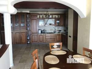 4-к квартира, вторичка, 224м2, 9/9 этаж