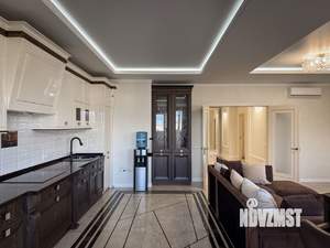 3-к квартира, вторичка, 148м2, 17/19 этаж