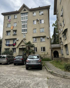 3-к квартира, вторичка, 112м2, 1/5 этаж