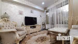 2-к квартира, вторичка, 44м2, 1/4 этаж