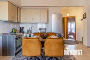 2-к квартира, вторичка, 70м2, 2/5 этаж