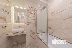 2-к квартира, вторичка, 62м2, 9/17 этаж