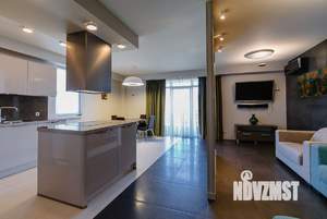 2-к квартира, вторичка, 85м2, 8/17 этаж