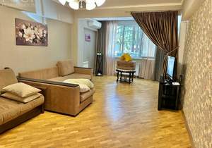 2-к квартира, вторичка, 70м2, 3/4 этаж