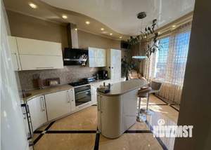 4-к квартира, вторичка, 106м2, 7/8 этаж