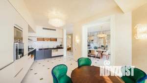 5-к квартира, вторичка, 340м2, 12/21 этаж