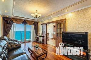 3-к квартира, вторичка, 95м2, 18/25 этаж