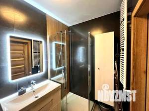 2-к квартира, вторичка, 55м2, 1/4 этаж