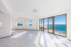 4-к квартира, вторичка, 323м2, 12/12 этаж