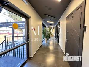 Студия квартира, вторичка, 144м2, 1/3 этаж