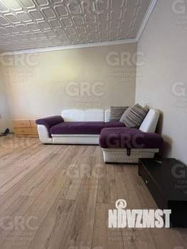 2-к квартира, вторичка, 58м2, 1/9 этаж