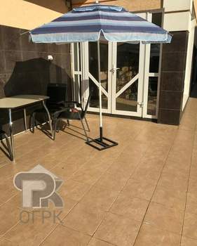 4-к квартира, вторичка, 132м2, 1/4 этаж