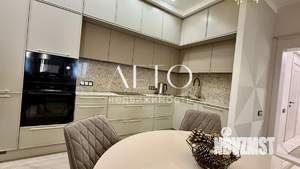 3-к квартира, вторичка, 119м2, 14/19 этаж