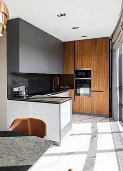 4-к квартира, вторичка, 155м2, 15/18 этаж