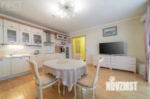 2-к квартира, вторичка, 65м2, 10/15 этаж