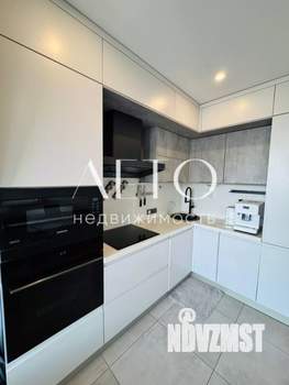 Студия квартира, вторичка, 30м2, 17/21 этаж