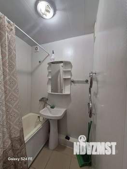 2-к квартира, вторичка, 67м2, 1/5 этаж