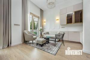 Студия квартира, вторичка, 46м2, 1/4 этаж