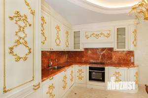 2-к квартира, вторичка, 107м2, 11/17 этаж