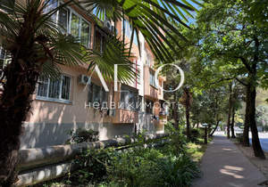 2-к квартира, вторичка, 52м2, 1/5 этаж