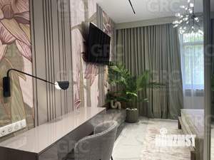 5-к квартира, вторичка, 250м2, 1/3 этаж