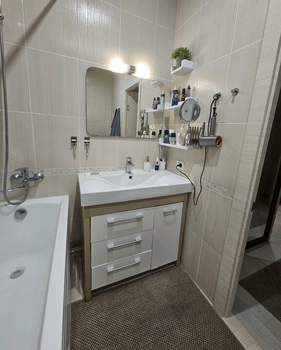 2-к квартира, вторичка, 50м2, 2/17 этаж