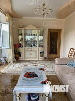 2-к квартира, вторичка, 80м2, 4/4 этаж