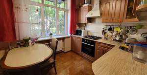 3-к квартира, вторичка, 75м2, 1/4 этаж