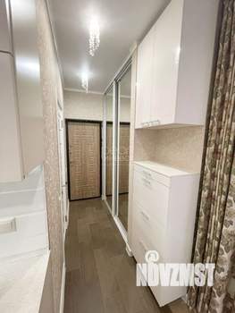 Студия квартира, вторичка, 32м2, 1/4 этаж