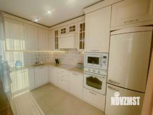 3-к квартира, вторичка, 82м2, 8/18 этаж