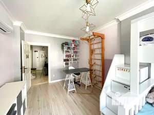 3-к квартира, вторичка, 77м2, 2/5 этаж