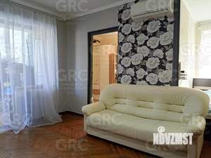 2-к квартира, вторичка, 44м2, 1/4 этаж