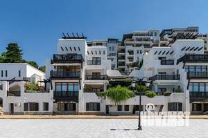 3-к квартира, вторичка, 120м2, 1/3 этаж