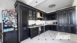 3-к квартира, вторичка, 168м2, 9/17 этаж