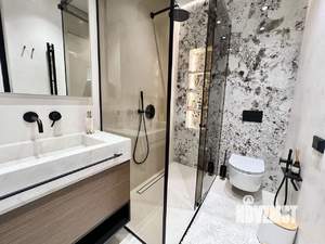 3-к квартира, вторичка, 135м2, 11/23 этаж