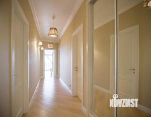 3-к квартира, вторичка, 95м2, 8/24 этаж