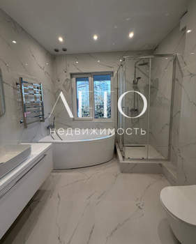 3-к квартира, вторичка, 185м2, 10/19 этаж