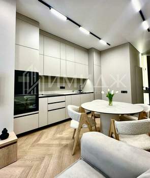 1-к квартира, вторичка, 42м2, 18/23 этаж